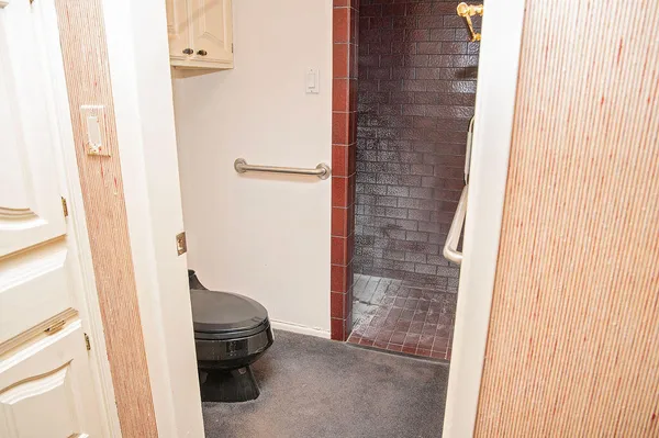 $300,000 | 1407 Mustang Drive, Denver City, TX 79323