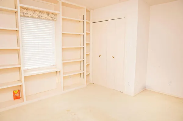 $300,000 | 1407 Mustang Drive, Denver City, TX 79323