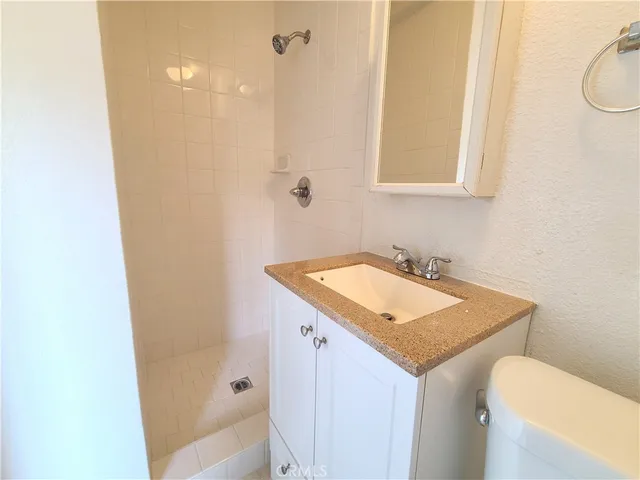 $1,200 | 11298 San Mateo Drive, Loma Linda, CA 92354