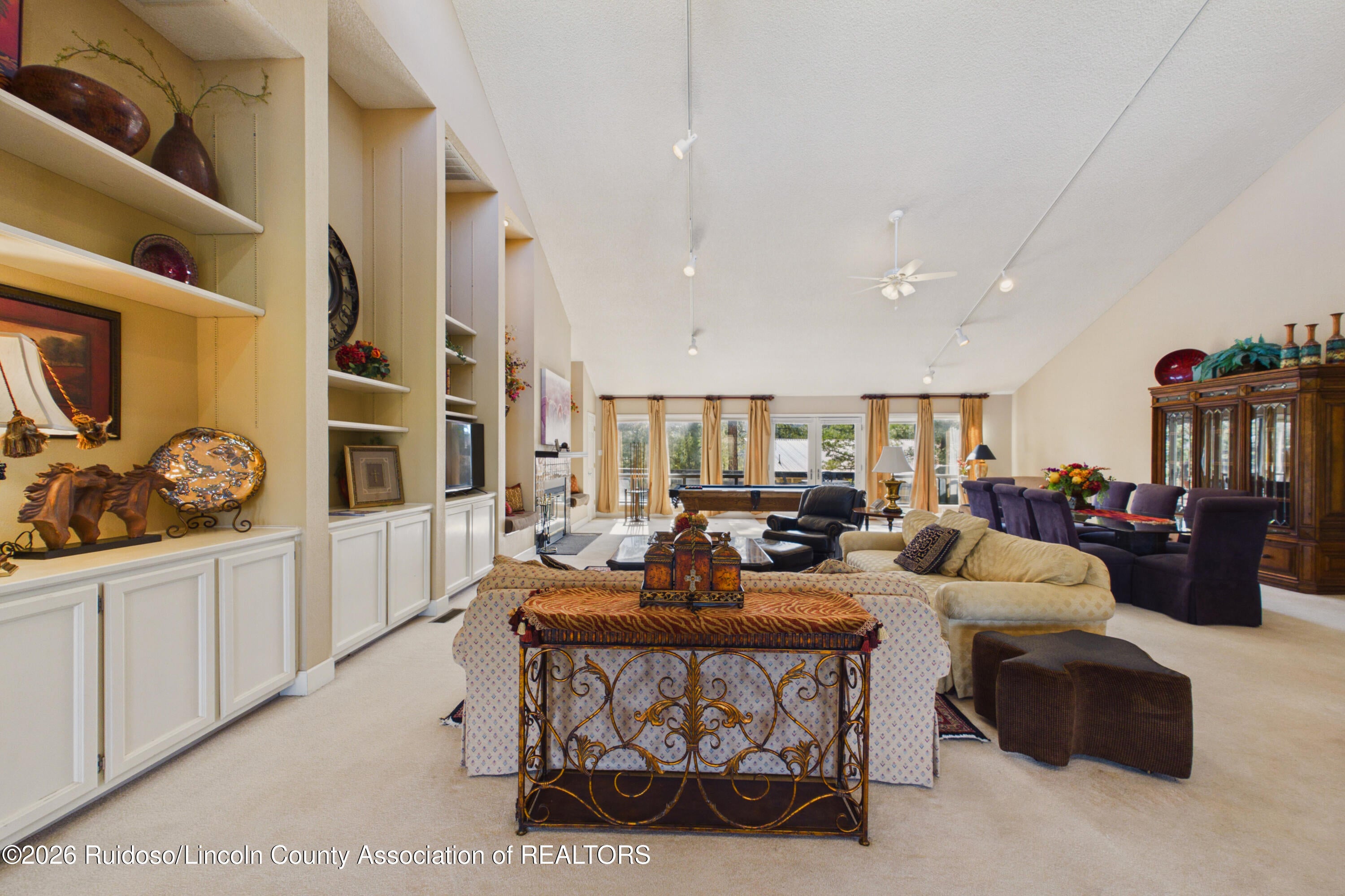 128 Pat Thompson Court Ruidoso, NM 88345 - Photo 5 of 71 Gallery Image 5