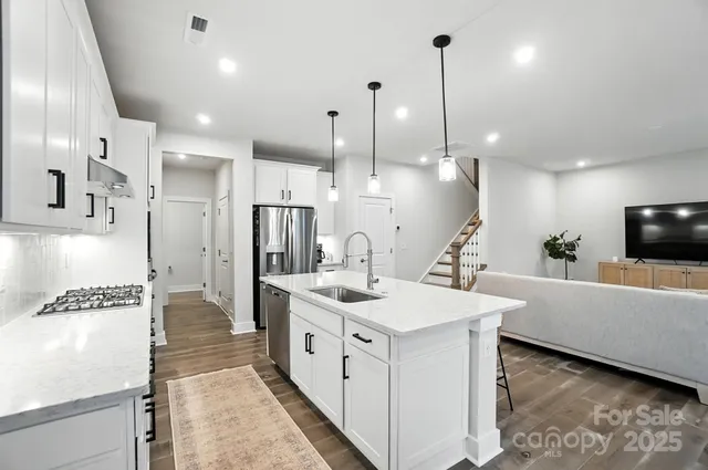 $450,000 | 304 Ardmore Drive, Belmont, NC 28012