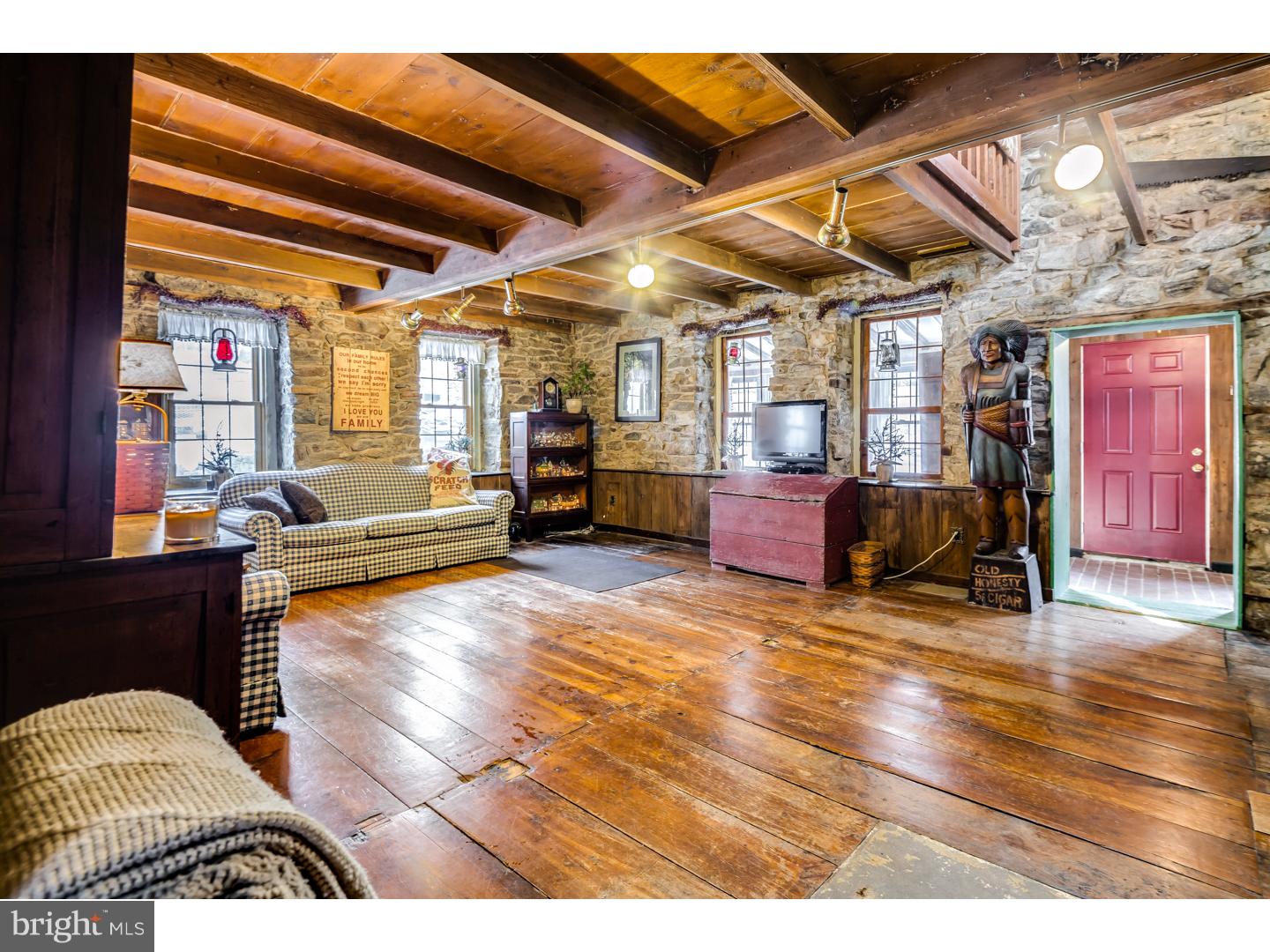 45 Wetzel Road Macungie, PA 18062 - Photo 4 of 25 Gallery Image 4