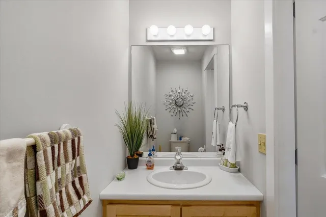 $499,000 | 228 Commons Road, Williston, VT 05495