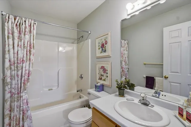 $499,000 | 228 Commons Road, Williston, VT 05495