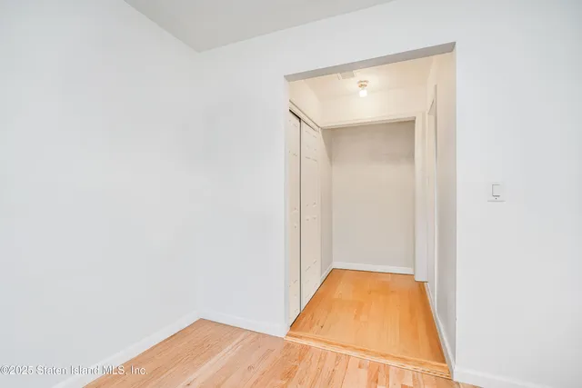 $310,000 | 108 Surfside Plaza | Tottenville