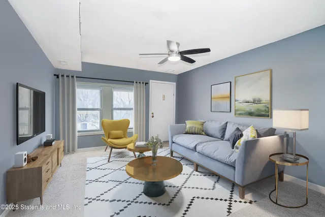 $310,000 | 108 Surfside Plaza | Tottenville