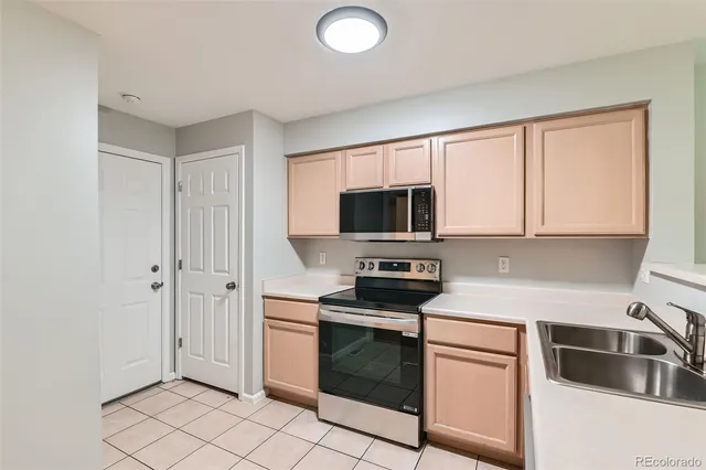 $384,000 | 1121 West 112th Avenue, Unit C, Denver, CO 80234