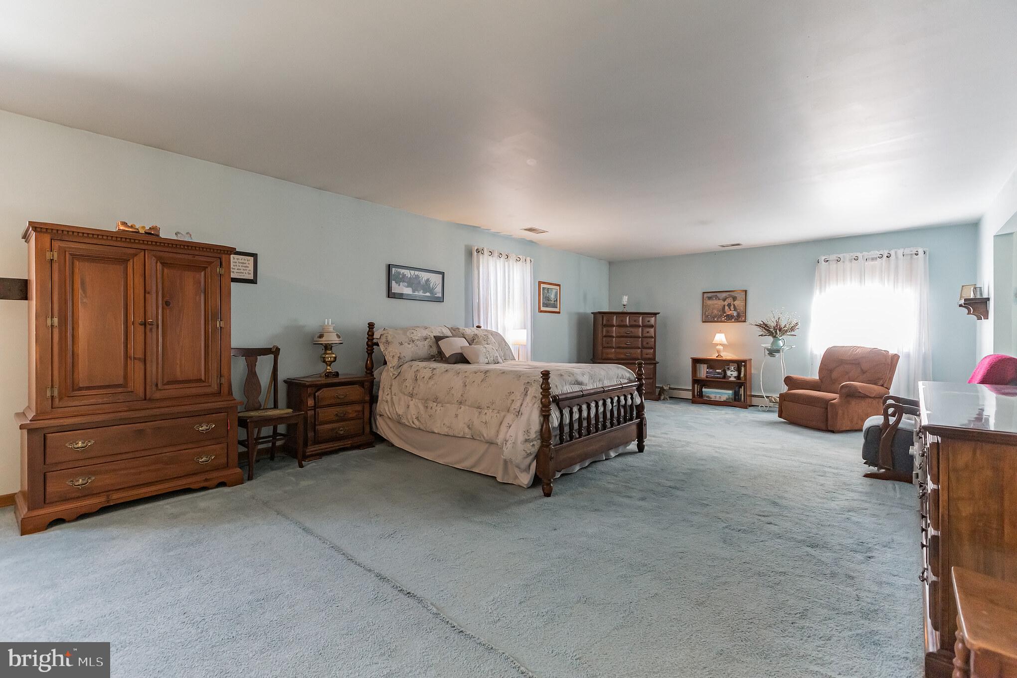 220 Robinson Road Salem, NJ 08079 - Photo 16 of 23 a bedroom with bed and window