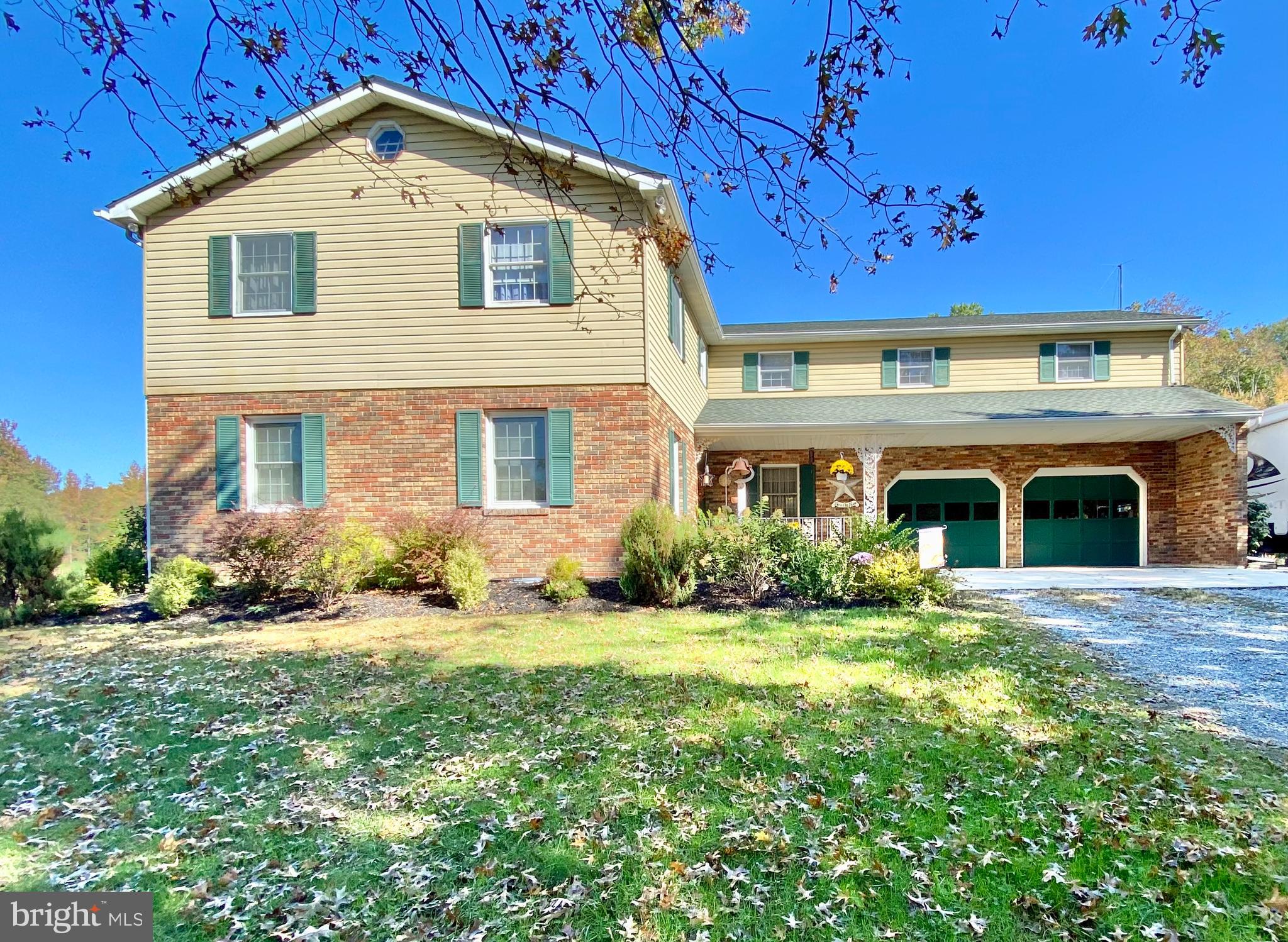 220 Robinson Road Salem, NJ 08079 - Photo 3 of 23 a front view of a house with a yard