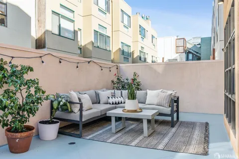 $899,000 | 460 Francisco Street, Unit 103, San Francisco, CA 94133