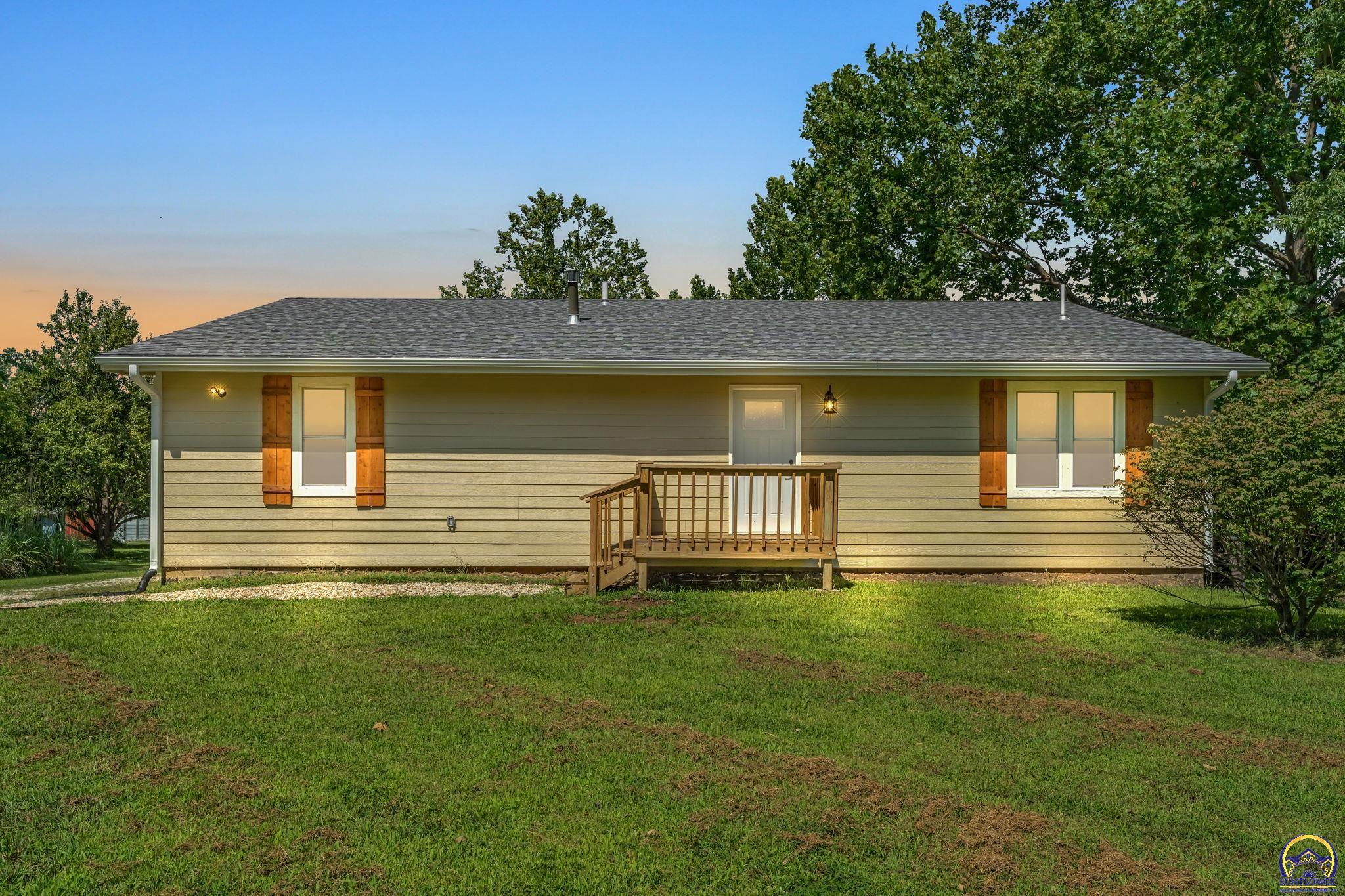 8011 Southeast Croco Road Berryton, KS 66409 - Photo 2 of 50
