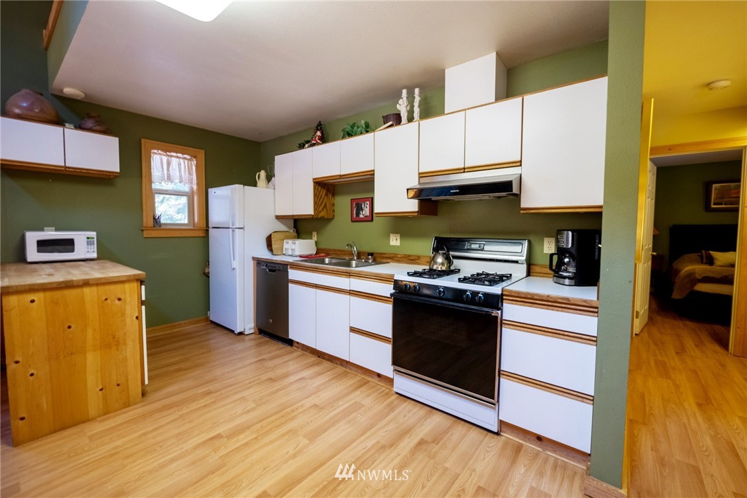 234 Lost River Road Mazama, WA 98833 - Photo 12 of 38 Gallery Image 12