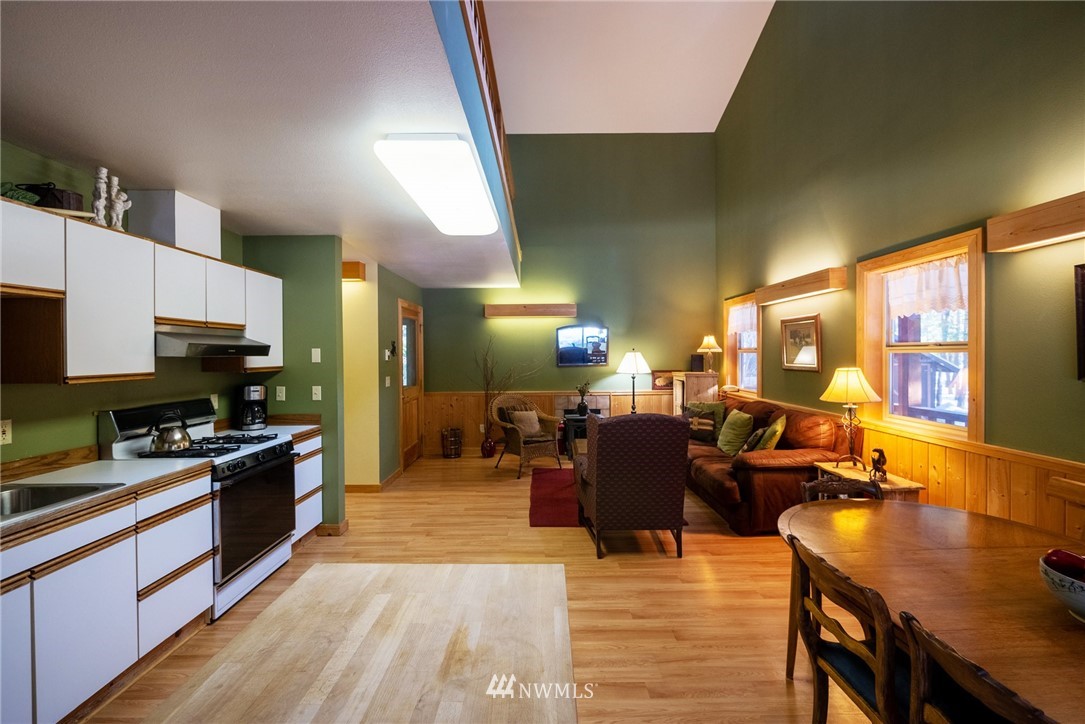 234 Lost River Road Mazama, WA 98833 - Photo 13 of 38 Gallery Image 13
