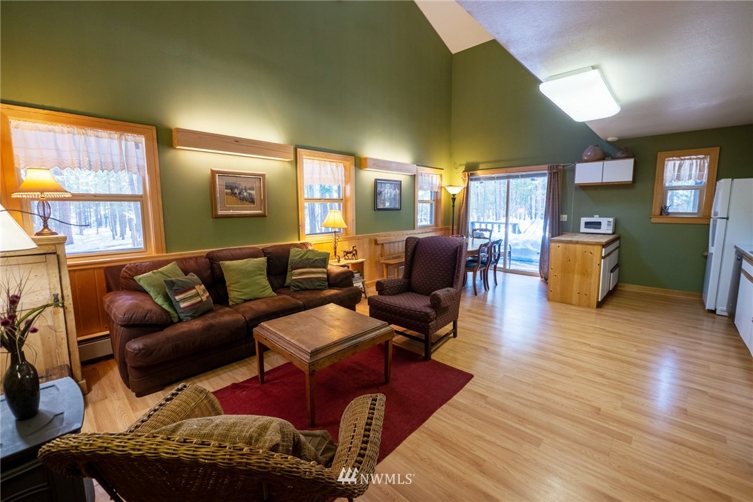 234 Lost River Road Mazama, WA 98833 - Photo 10 of 38 Gallery Image 10