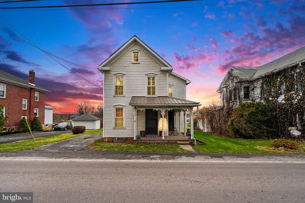$164,900 | 62 West Fall Street, McAlisterville, PA 17049