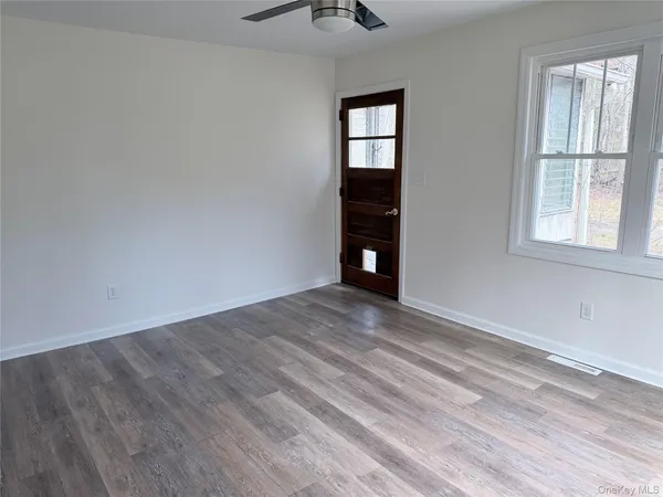 $1,700 | 5 Loop Road, Wurtsboro, NY 12790