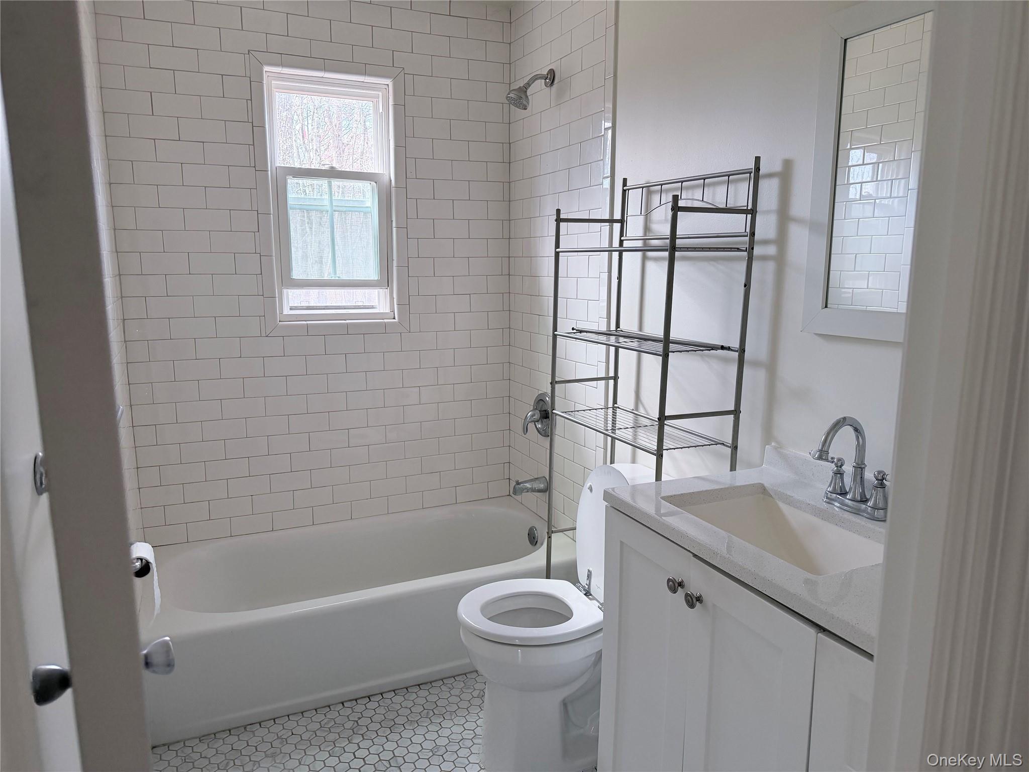 5 Loop Road Wurtsboro, NY 12790 - Photo 7 of 16