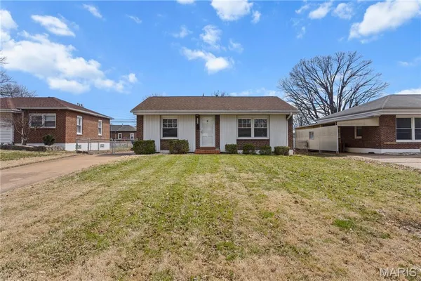 $209,000 | 7124 Marwinette Avenue, St. Louis, MO 63116