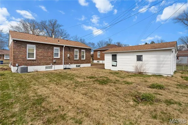 $209,000 | 7124 Marwinette Avenue, St. Louis, MO 63116