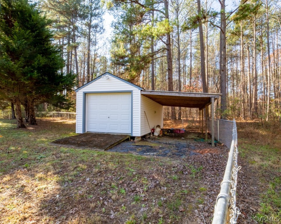 919 Country Club Road Crewe, VA 23930 - Photo 8 of 37