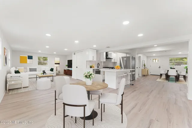 $250,000 | 9621 Aberdare Avenue West, Jacksonville, FL 32208