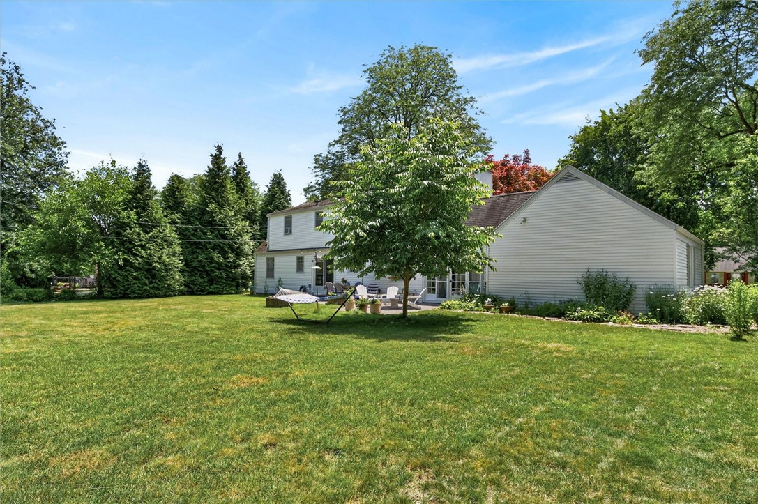 44 Charmwood Road Pittsford, NY 14534 - Photo 8 of 46