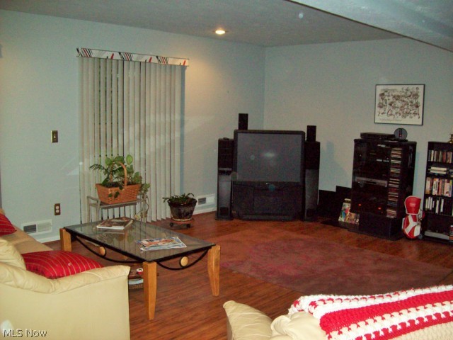 3515 Hampton Road Pepper Pike, OH 44122 - Photo 10 of 16 Gallery Image 10