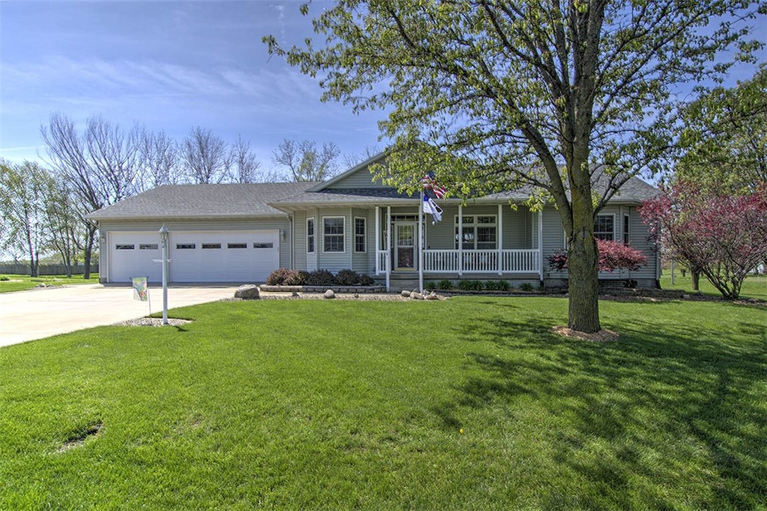 6711 Raintree Lane Decatur, IL 62521 - Photo 1 of 37