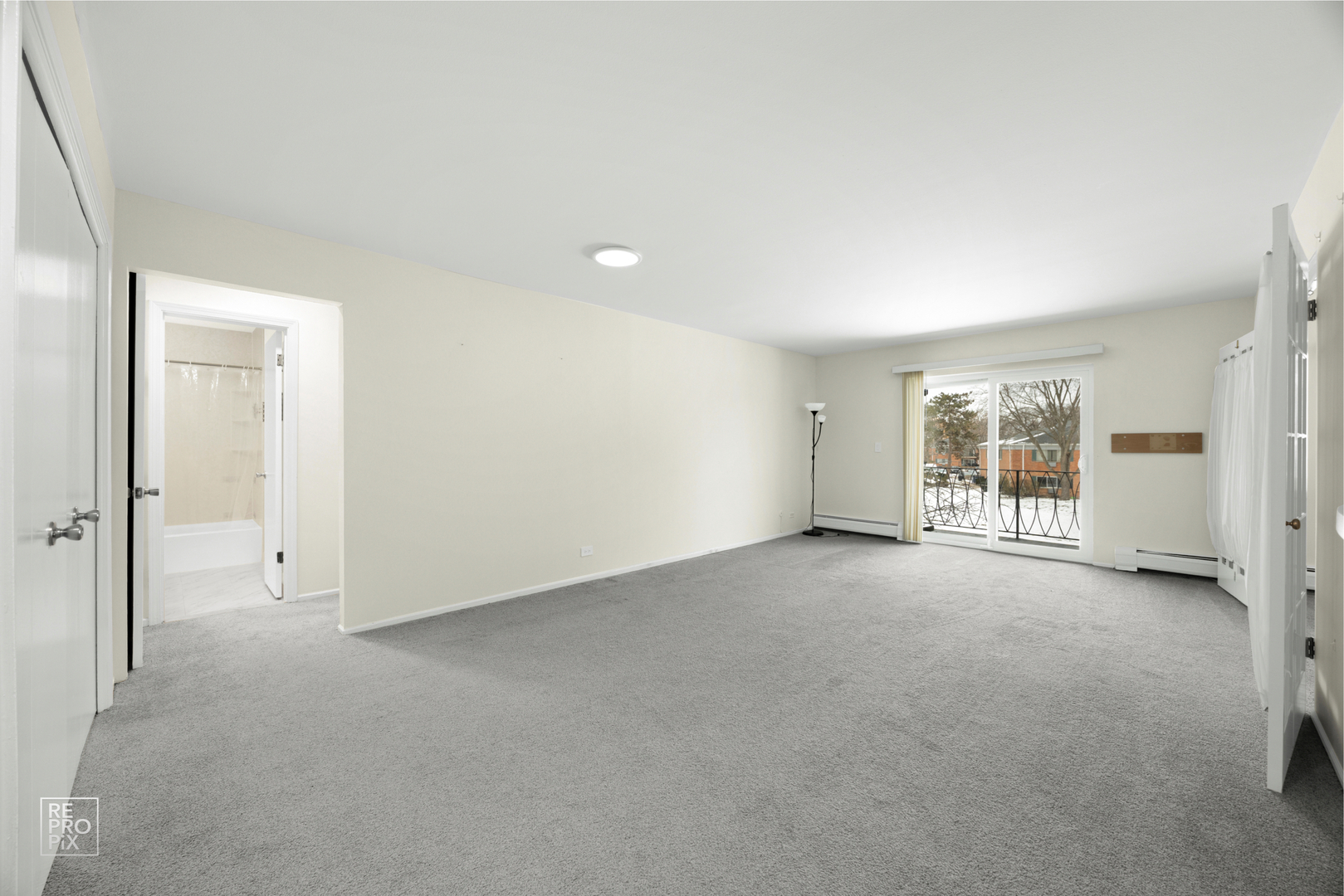 602 East Algonquin Road, Unit 207 Arlington Heights, IL 60005 - Photo 2 of 13