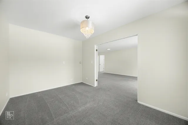 $215,000 | 602 East Algonquin Road, Unit 207, Arlington Heights, IL 60005