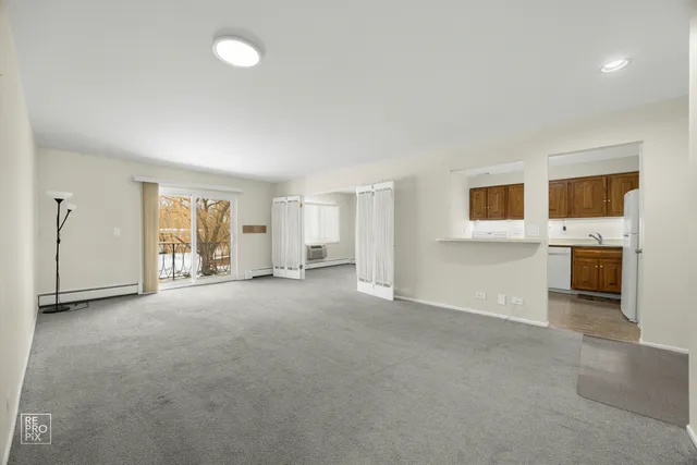 $215,000 | 602 East Algonquin Road, Unit 207, Arlington Heights, IL 60005