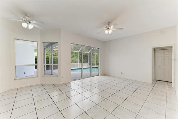 $3,400 | 4805 76th Court East, Bradenton, FL 34203