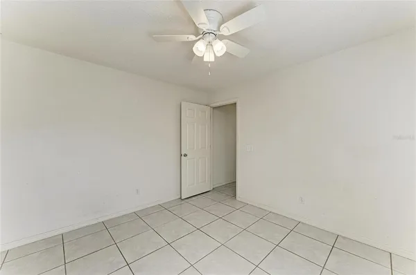 $3,580 | 4805 76th Court East, Bradenton, FL 34203