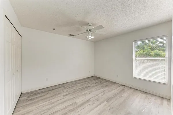 $3,580 | 4805 76th Court East, Bradenton, FL 34203