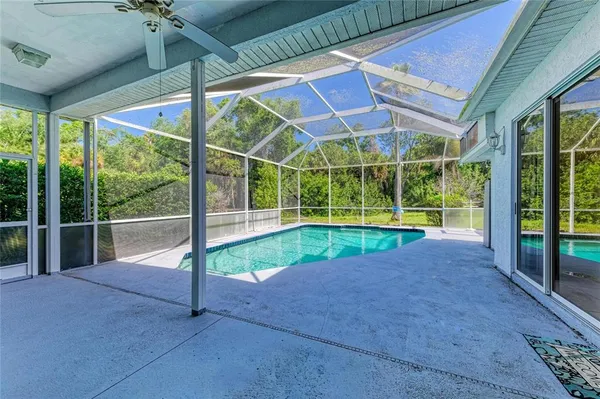 $3,580 | 4805 76th Court East, Bradenton, FL 34203