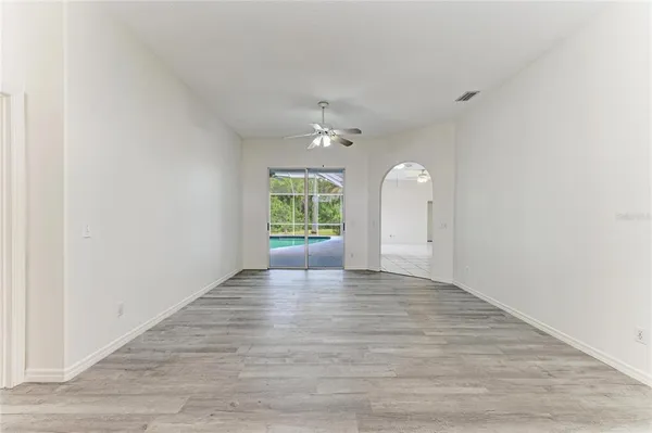 $3,400 | 4805 76th Court East, Bradenton, FL 34203