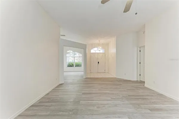 $3,400 | 4805 76th Court East, Bradenton, FL 34203