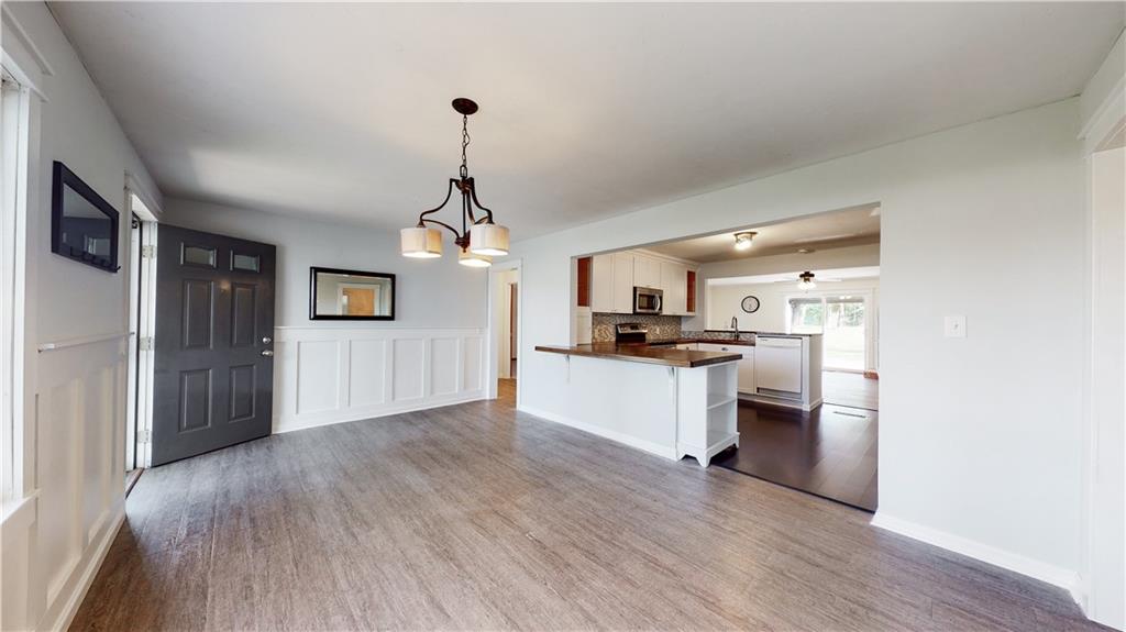 5325 West Smith Valley Road Greenwood, IN 46142 - Photo 2 of 34