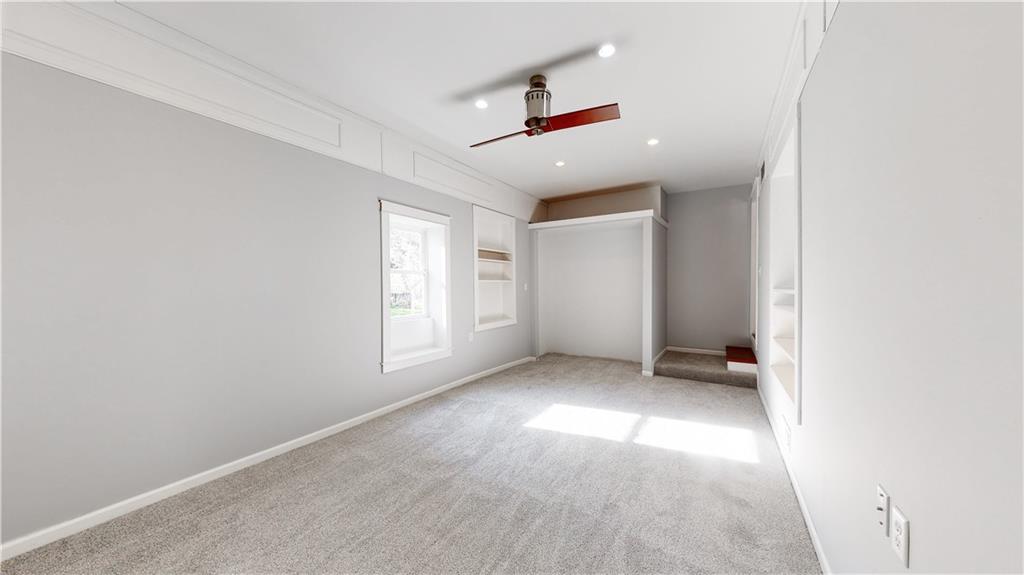 5325 West Smith Valley Road Greenwood, IN 46142 - Photo 16 of 34