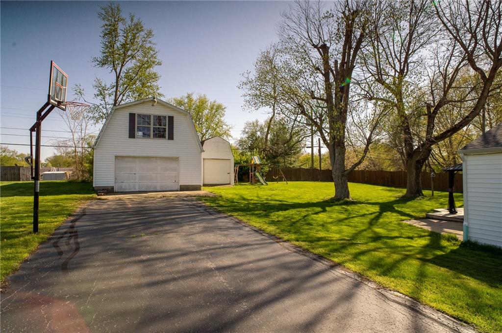 5325 West Smith Valley Road Greenwood, IN 46142 - Photo 28 of 34