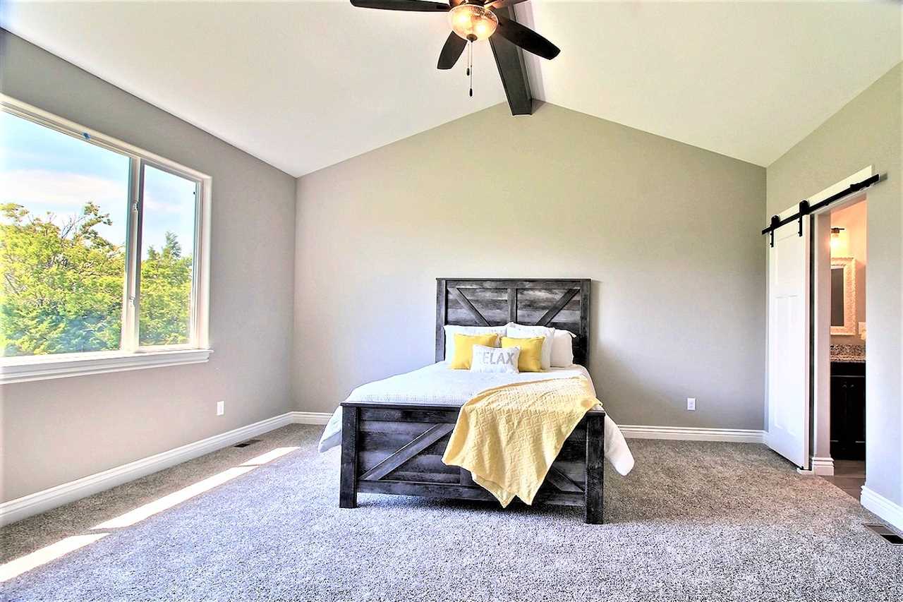 2413 South Spring Hollow Street Wichita, KS 67230 - Photo 16 of 33