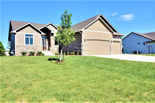 $425,900 | 2413 South Spring Hollow Street, Wichita, KS 67230