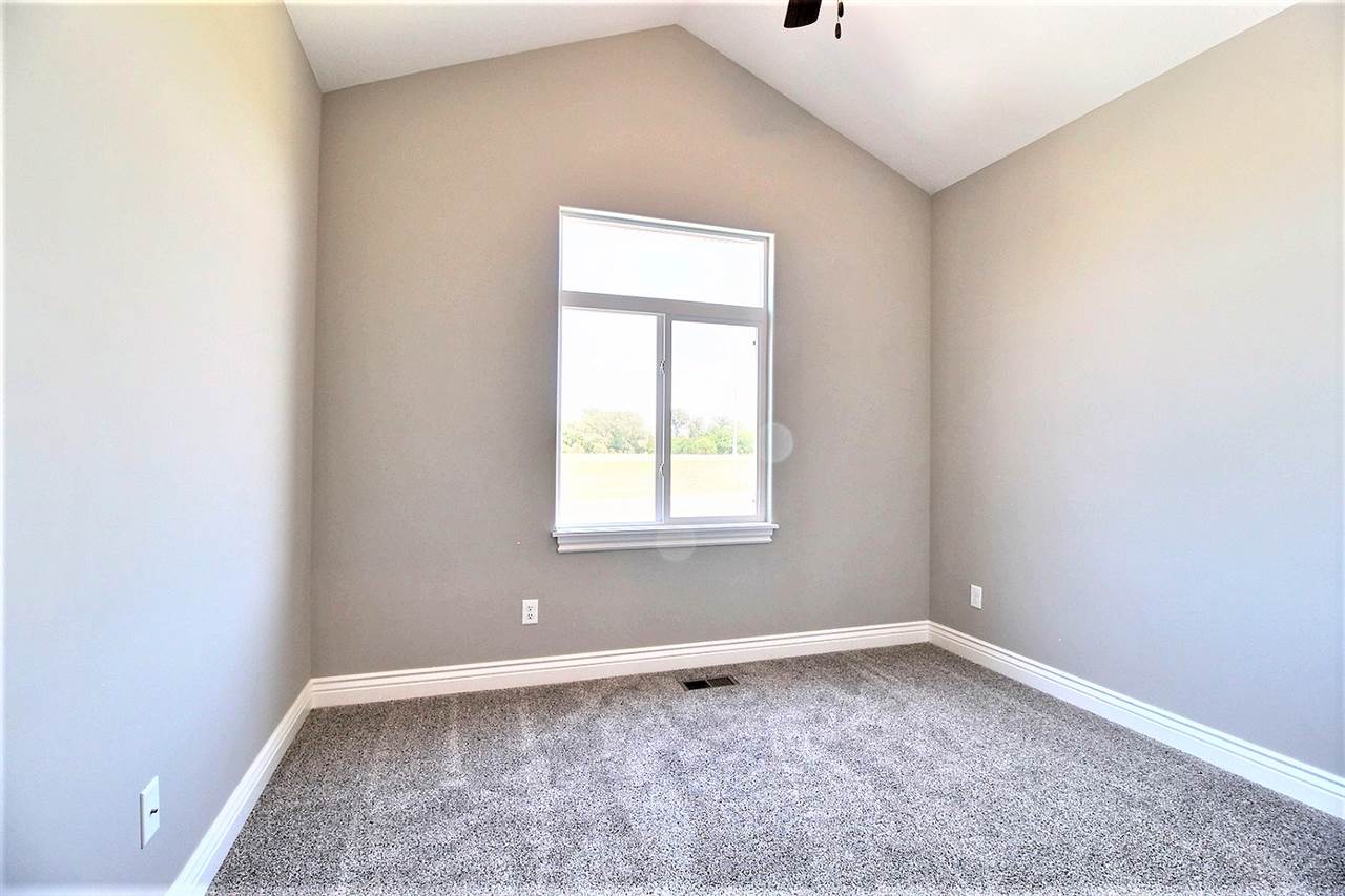 2413 South Spring Hollow Street Wichita, KS 67230 - Photo 21 of 33