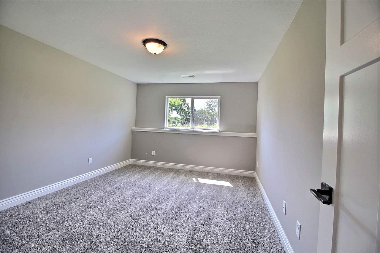 2413 South Spring Hollow Street Wichita, KS 67230 - Photo 30 of 33