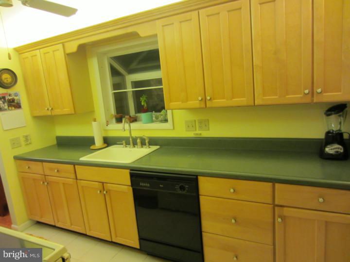 151 Washington Road Princeton, NJ 08540 - Photo 7 of 20 Kitchen