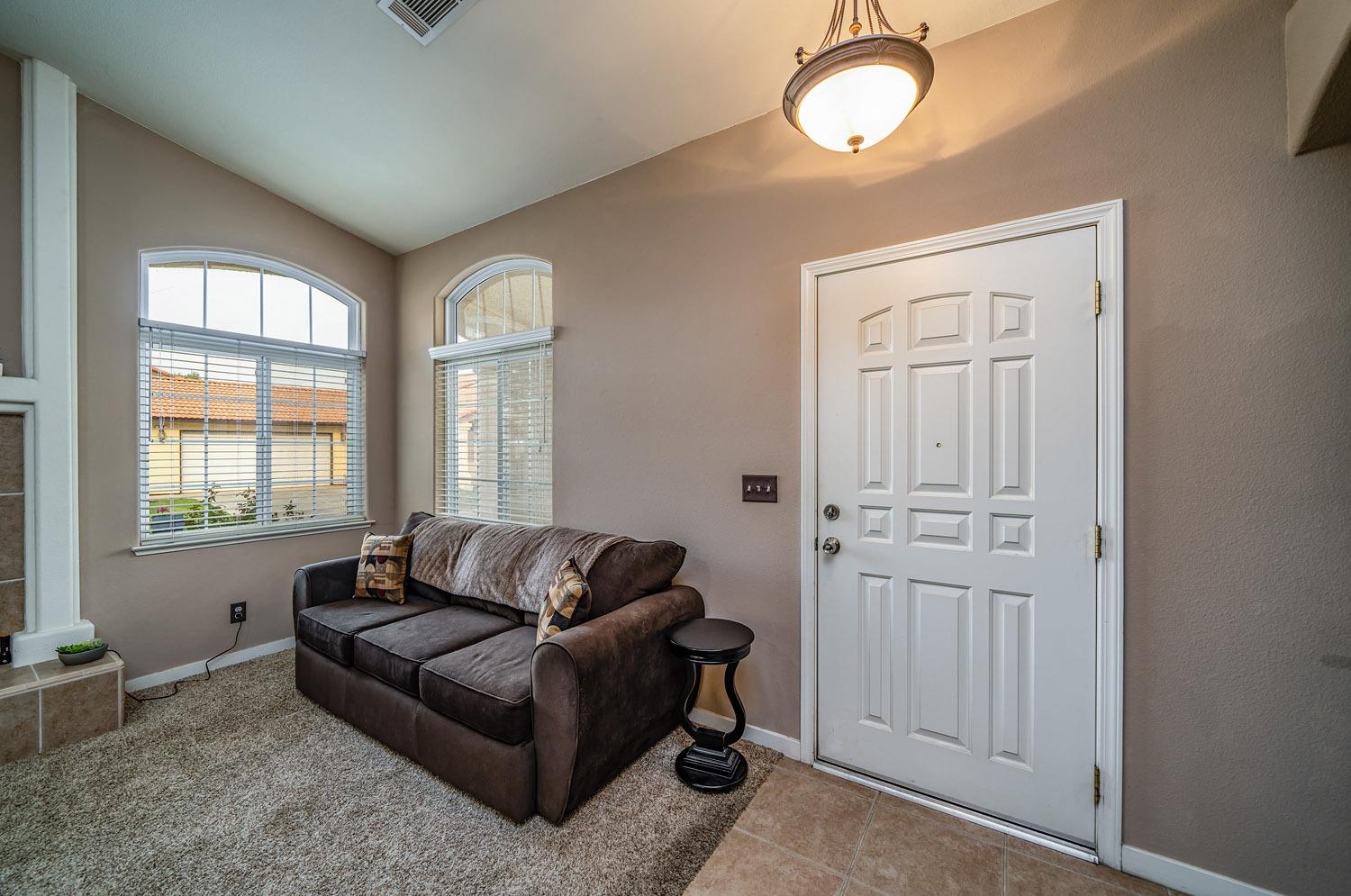 121 River Pointe Madera, CA 93637 - Photo 3 of 27