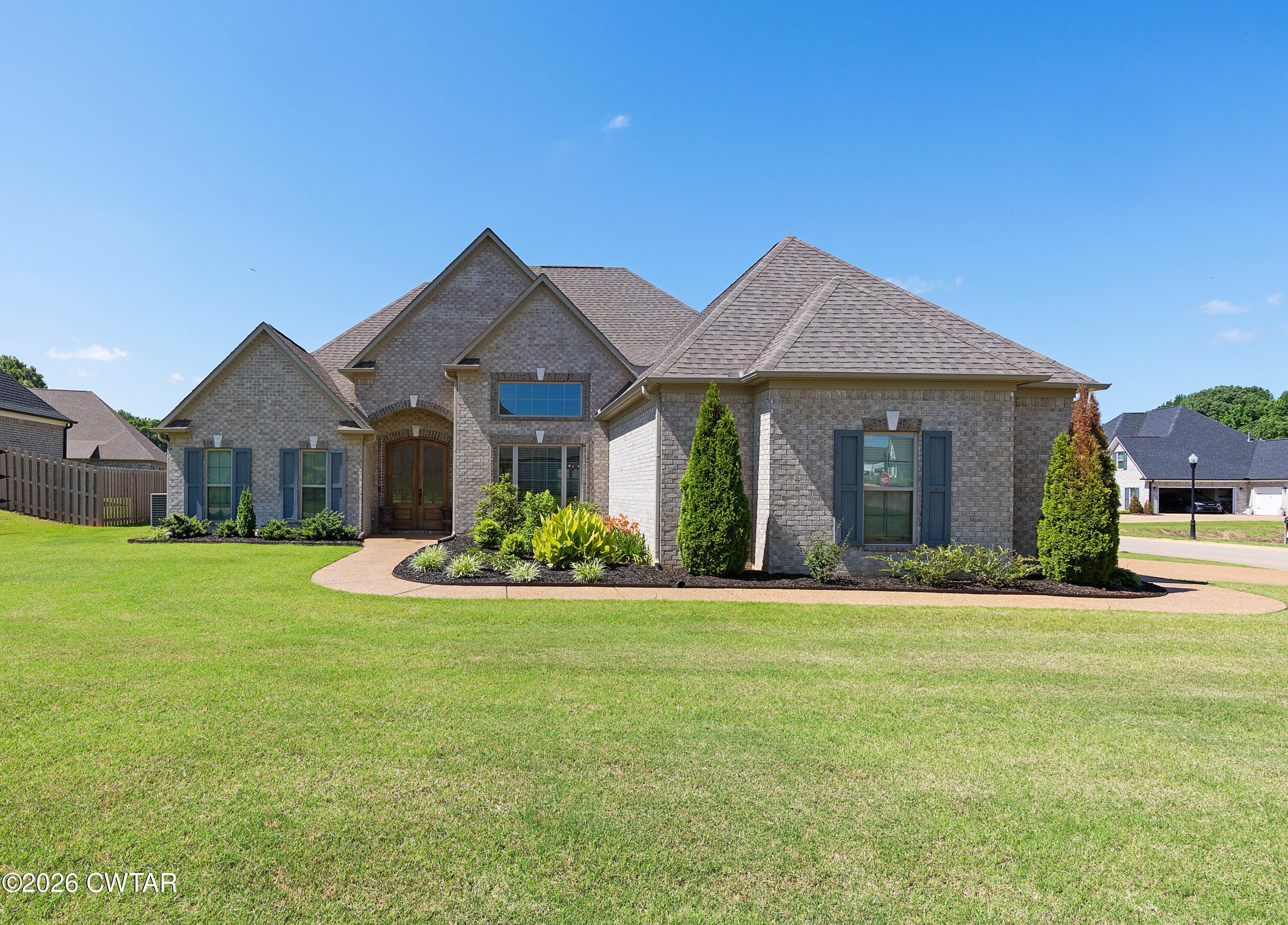 6 Larkhaven Loop Jackson, TN 38305 - Photo 1 of 25 EN4A3084 (1)