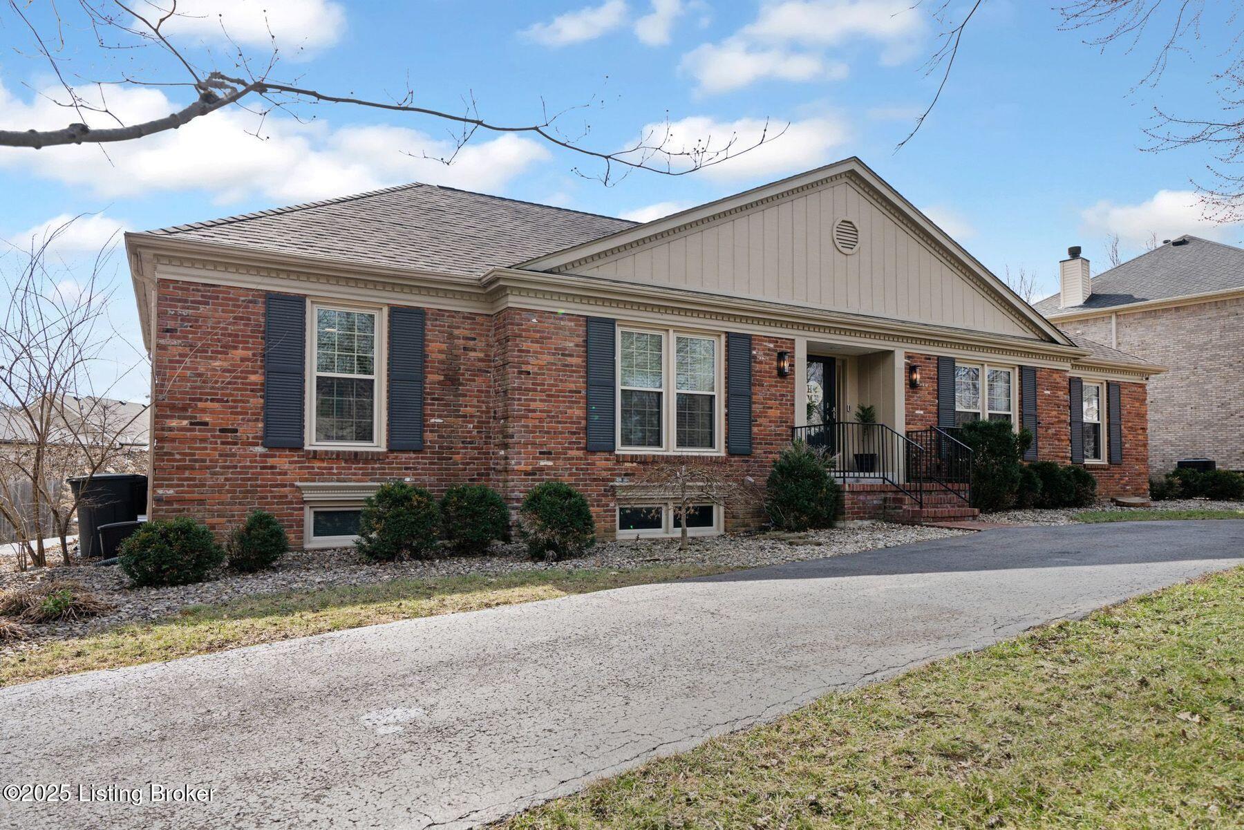 6910 Timber Ridge Court Prospect, KY 40059 - Photo 2 of 63 photo_online_001