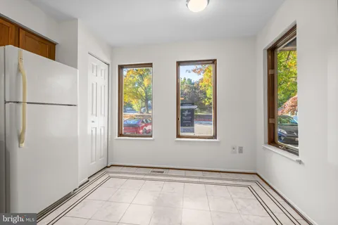 $450,000 | 9453 Clocktower Lane, Columbia, MD 21046