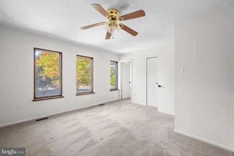 $450,000 | 9453 Clocktower Lane, Columbia, MD 21046